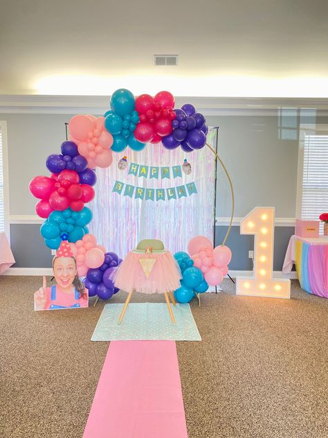 Mrs Rachel Birthday Party Ideas, Ms Rachael Birthday Party, Mrs Rachel Birthday Party Decor, Miss Rachel 1st Birthday Party, Mrs Rachel Birthday Party Theme, Ms Rachel First Birthday, Ma Rachel Birthday Party, Miss Rachel Birthday Party Cake, Ms Rachel Birthday Party Decorations