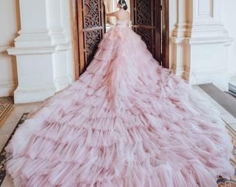 Frill Wedding Dress, Off The Shoulder Ballgown, Royal Wedding Gowns, Tulle Wedding Skirt, Off Shoulder Ball Gown, Big Wedding Dresses, Ballgown Wedding, Wedding Skirt, Pink Wedding Dress