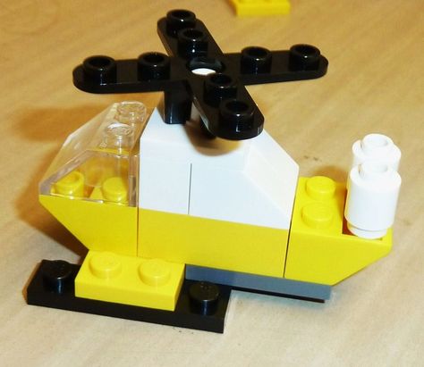 Lego Helicopter Lego Therapy, Lego Helicopter, Lego Club, Plastic Art, Lego Ideas, Lego Duplo, Kids Corner, Lego City, Make Things