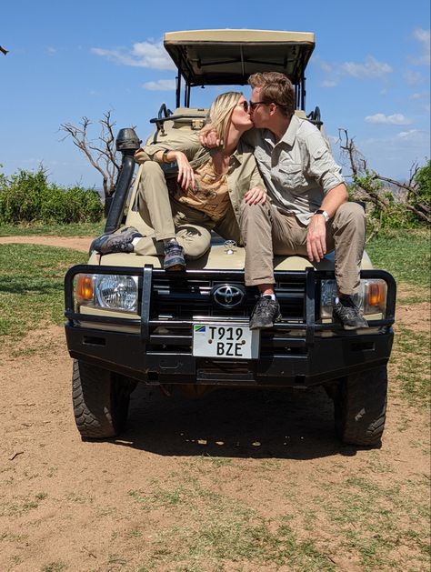 📍 Tanzania Tanzania Honeymoon, Safari Outfit Women, Safari Honeymoon, Africa Photos, Africa Honeymoon, Zanzibar Travel, Safari Trip, Safari Photography, Safari Vacation