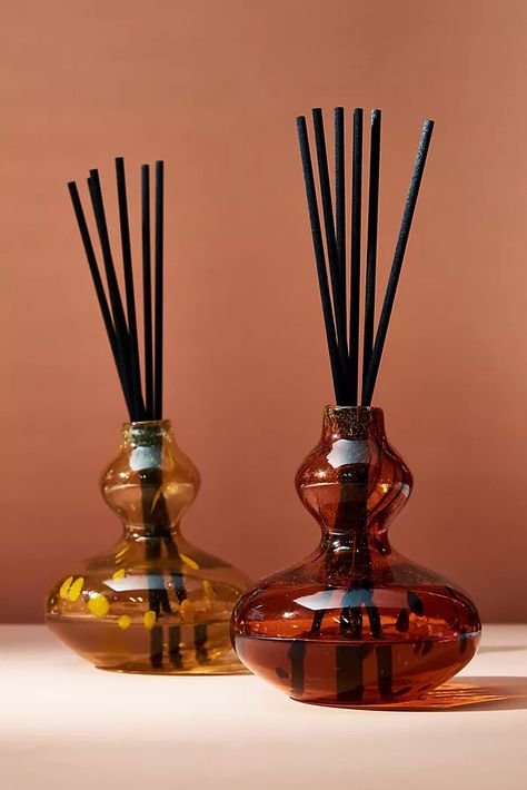 Homemade Reed Diffuser, Lux Candles, Reed Diffuser Decor, Luxury Diffuser, Reed Diffuser Bottle, Anthropologie Candle, Essential Oil Reed Diffuser, Anthropologie Home, Diffuser Bottle