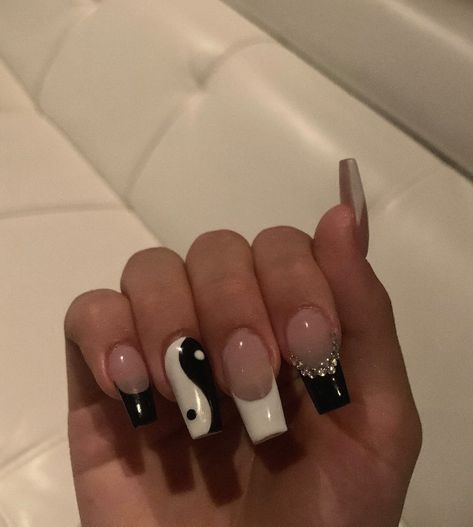 Inspo Acrylic Nails, Nail Inspo Acrylic, Ying Yang Nails, Ying Yang, Dream Nails, Nail Inspo, Acrylic Nails, Nail Art, Nails