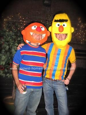 Homemade Bert and Ernie Couple Costume: After being inspired by a Homemade Bert and Ernie Couple Costume we saw posted here on your site, we decided to make Bert and Ernie costumes this year. Ernie Costume, Bert And Ernie Costume, Celebrity Couple Costumes, Ernie Und Bert, 3 People Costumes, Costume Couple, Bert And Ernie, Bert & Ernie, Couple Costume