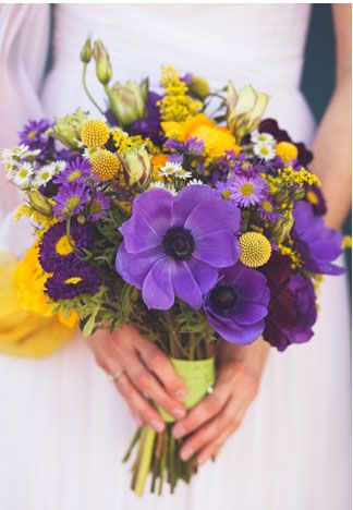 Purple and Yellow Bouquet Purple And Yellow Flowers, Purple Bouquets, Wedding Flower Guide, Yellow Bouquets, Purple Wedding Bouquets, Wedding Purple, Wedding Colours, Purple Bouquet, Boda Mexicana