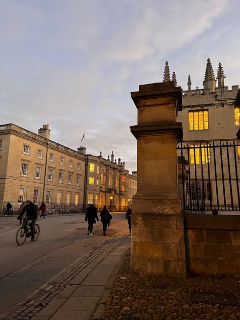 Hertford College Oxford, Oxford Motivation, Oxford England, New College, Dream School, Oxford University, Dream Board, Photo Idea, Ox