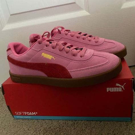 Trending Trainers Puma Palermo Color Pink And Red, Brand New Original Item. Super Comfortable And Trendy. Trending Trainers, Fashion Grails, White Pumas, Puma High Tops, Colorful Streetwear, Puma Palermo, Pink Pumas, Shoes Puma, Vintage Sneakers