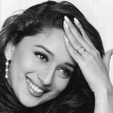 Be It A Painting Or Be It A Portrait Sketch When It Comes To MADHURI DIXIT NENE -Absolutely Nothing Changes In The Dancing Queens Dazzling Laugh That Lights Up A Room & That Is Exactly What Artist Rahul Jarariya The CEO Of #TheDesignRoom Nails Time & Again On His Canvas While Immortalising The One & Only MADHURI DIXIT!! Wonder How Many Ardent Admirers & Diehard Fans Agree That This Portrait Sketch By Artist RAHUL Is Several Notches Better Than The Original Reference Pix? Nothing Changes, Portrait Sketch, Madhuri Dixit, How Many, Dancing, Sketch, Wonder