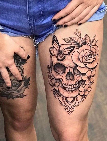 Skull Thigh Tattoos, Tattoos For Females, Skull Rose Tattoos, Hip Thigh Tattoos, Butterfly Tattoos For Women, Sugar Skull Tattoos, Inspiration Tattoos, Leg Tattoos Women, Tattoo Artwork