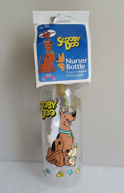 NEW Vintage Hanna Barbera SCOOBY DOO Plastic Nurser Baby Bottle 1994 Scooby Doo Nursery Ideas, Scooby Doo Toys, Hanna Barbera Characters, Scooby Doo Dog, Scooby Doo Mystery Inc, Scooby Doo Images, Friends Picture, Hanna Barbera Cartoons, Velma Dinkley