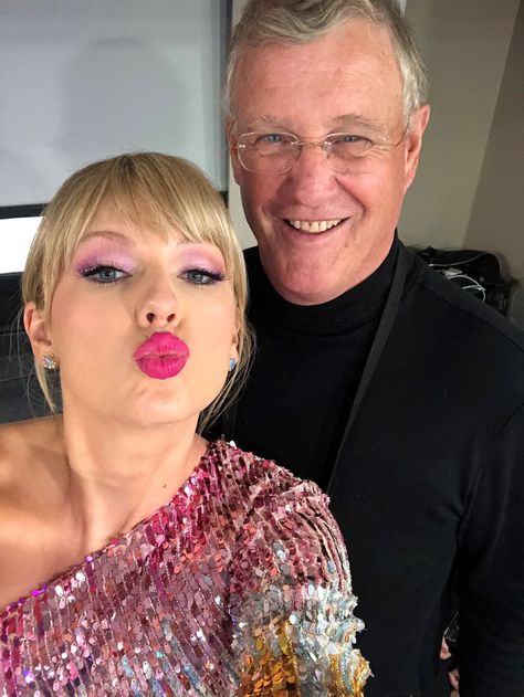 Scott Swift, Taylor Swift Fotos, Cute Video, Handwritten Letters, Swift 3, Taylor Swift 13, Taylor Swift Pictures, Pop Singers, Blake Lively