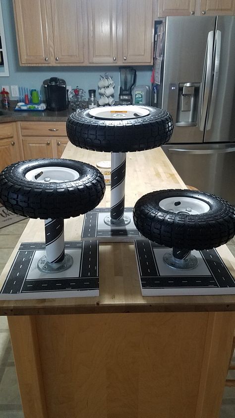 Tire Centerpiece, Tire Themed Birthday Party, Wheels Themed Birthday Party, Race Car Theme Cake, Blaze Party, Tire Cake, Monster Jam Birthday, Monster Jam Party, Truck Theme Birthday