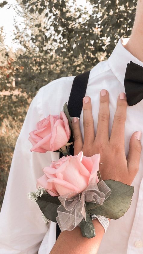 ashleykoch Corsage For Pink Dress, Prom Flowers Bouquet, Pink Corsage, Prom Flowers Corsage, Prom 2k17, Homecoming Flowers, Prom Corsage And Boutonniere, Homecoming Corsage, Neon Prom Dresses