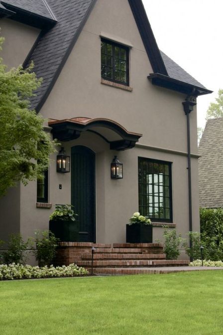 Amazing Rooftop Decor Ideas to Steal - Outside House Colors, Stucco Colors, Exterior House Colors Stucco, Best Exterior Paint, Exterior House Colors Combinations, House Paint Color Combination, Gray House, Houses Christmas, Tudor Revival