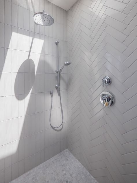 Gray Herringbone Tiles Bathroom with Tile Rug - Transitional - Bathroom - San Diego - by Fireclay Tile | Houzz Herringbone Tile Shower Wall, Gray Herringbone Tile, Tile Accent Wall Bathroom, New Traditional Bathroom, Bathroom With Tile, Herringbone Wall Tile, Herringbone Tile Bathroom, Herringbone Accent Wall, Herringbone Tiles