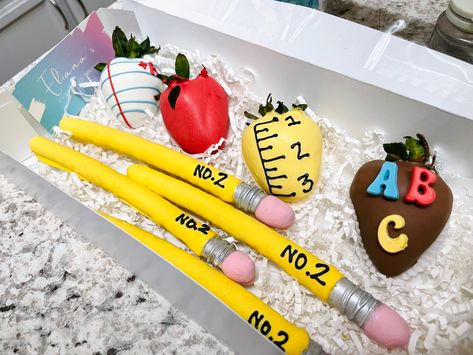 Back To School Pretzels, Edible Teacher Gifts, Teacher Appreciation Pretzels, Back To School Chocolate Strawberries, Teacher Theme Nails, Pencil Chocolate Covered Pretzels, Pencil Pretzel Rods, Teacher Appreciation Gifts Chocolate Covered Strawberries, Teacher Pretzel Rods