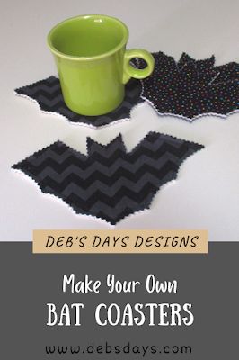 Halloween Diy Sewing Ideas, Halloween Placemats Diy, Sewing Projects Halloween, Halloween Coasters Diy, Easy Halloween Sewing Projects, Halloween Craft Fair Ideas, Halloween Fabric Projects, Goth Sewing Projects, Halloween Sewing Crafts