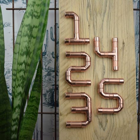 Copper Towel Holder, Copper Diy Crafts, Copper Pipe Lighting, Copper Pipe Ideas, Copper Pipe Projects, Copper Pipe Art, Copper Projects, Copper Diy Projects, Copper Ideas