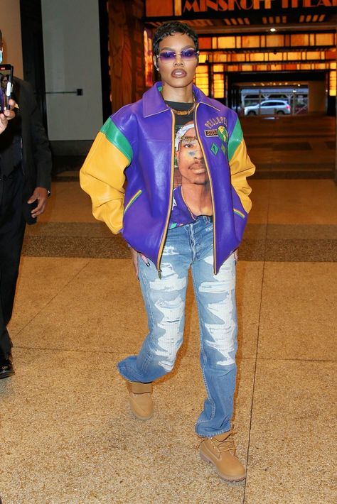 Edgy Outfits Colorful, Teanna Taylor Outfits, Teyana Taylor Streetwear, Teyana Taylor Style Tomboy, Teyana Taylor Photoshoot, Teyana Taylor Short Hair, Teyana Taylor Style, Teyana Taylor Outfits, Multi Hyphenate