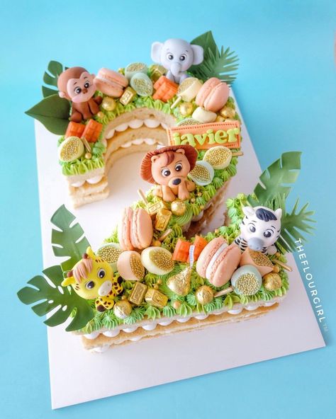 1 Number Cake, 1 Shape Cake, Animals Birthday Cake, Number Cake Design, Number Cake 1, Safari Number Cake, Number 3 Animal Cake, Cake With Animals Birthday, Number Cake Jungle