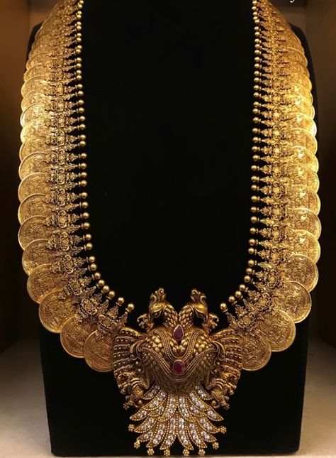 Krishna Necklace Designs, Traditional Kasu Mala, Gandaberunda Jewellery, Kasu Mala Designs Gold, Kaasu Mala Gold Haram, Kaasula Haaram, Gandaberunda Pendant, Manga Malai, Kaasu Mala