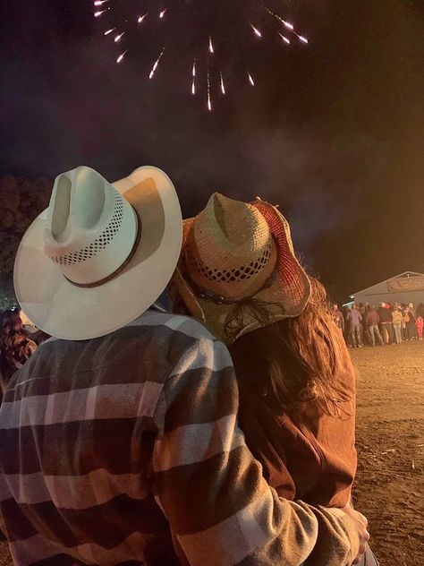 just two cowboys watching the fireworks Dating A Cowboy, Two Cowboys, Future Photography, Country Dates, Buckle Bunny, Country Couples, Cute N Country, Future Goals, Couples Poses For Pictures