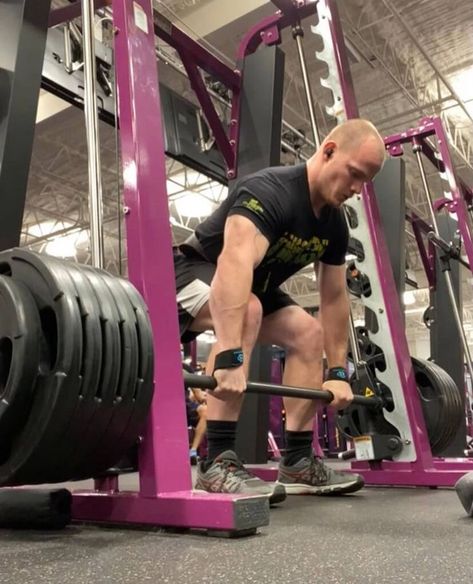 Smith Machine Deadlift, Barbell Deadlift, Smith Machine, Back Injury, Planet Fitness, Planet Fitness Workout, Most Powerful, You Fitness, Fitness Goals