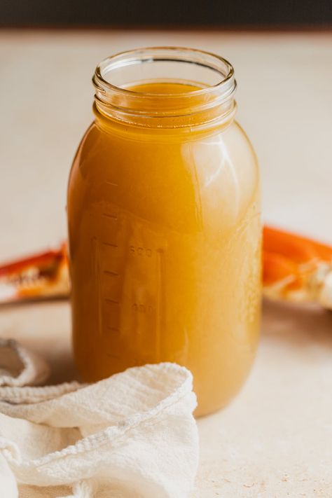 Mason jar of seafood stock with a crab leg in the background. Pellet Grill Ribs, Sustainable Food Recipes, Fish Stock Recipe, Seafood Shells, Sustainable Recipes, Cooking Journal, Coconut Curry Recipes, Mustard Bbq Sauce, Curry Bowl