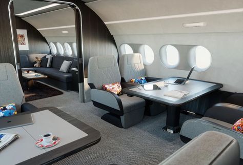 Jets Privés De Luxe, Private Jet Interior, Jet Privé, Commercial Plane, Welcome Table, Interior Fit Out, Corporate Travel, Private Plane, New Aircraft