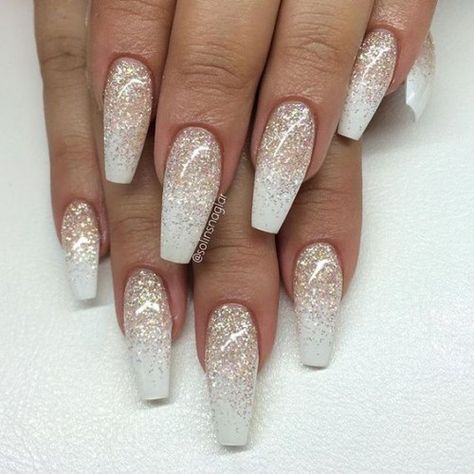 Find the best and latest Women's fashion trend, Nails Art, Outfit Ideas, Jewellery Design and Hair style. Get Ideas for Halloween, Thanksgiving Day, Christmas and New Year 2019-20. Gel French Manicure, Short Coffin Nails, Super Nails, Thanksgiving Nails, Ideas Nails, Trendy Nail Art, Nail Designs Glitter, Silver Nails, Bridal Nails