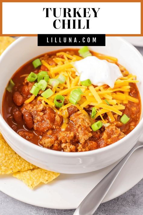 Warm up on a chilly fall day with this spicy and flavorful turkey chili. It's packed with veggies and beans for a tasty bite! #turkeychili #turkey #chili #chilirecipes #soup Sweet Turkey Chili, Spicy Turkey Chili Recipe, Healthy Turkey Chilli, Turkey Chili No Tomato, Turkeychili Turkey Chilli, Healthy Delicious Soups, Chili With Beans, Chili Beans, Vegetable Beef Soup