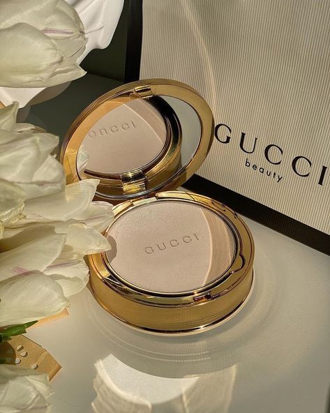 Cosmetic Aesthetic, Cosmetics Aesthetic, Gucci Makeup, Makeup Package, Everyday Makeup Routine, Cream Aesthetic, Creamy Concealer, Classy Aesthetic, Luxury Makeup