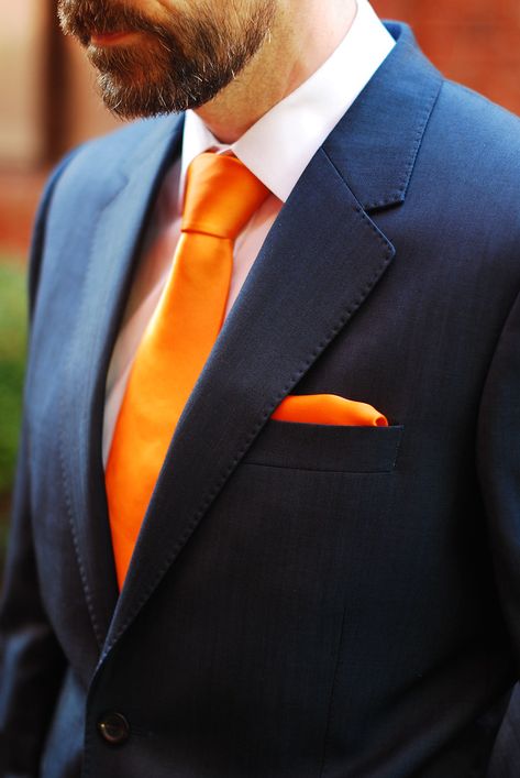 Blue Reiss Suit, Orange Tie and Matching Pocket Square | Silver Londoner - Over 40 Menswear Khaki Suit, Orange Suit, Der Gentleman, Navy Blue Suit, Orange Tie, Navy Suit, Sharp Dressed Man, Family Photo Outfits, Linen Suit