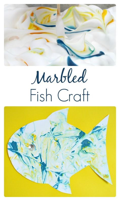 Marbled Fish Craft, super fun activity and your kids will have a blast playing with shaving cream! @Shaunna @ Fantastic Fun and Learning Fish Art Projects For Kids, Fish Art For Kids, Toys Slime, Magnetic Sand, Ocean Theme Preschool, Fish Craft, Play Sand, Pets Preschool Theme, Fish Activities