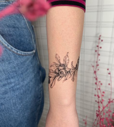 Blueberry Tattoo Design, Bilberry Tattoo, Fine Line Blueberry Tattoo, Blueberry Tattoo Black And White, Wild Blueberry Tattoo, Berry Vine Tattoo, Blueberry Plant Tattoo, Blueberry Bush Tattoo, Blueberry Vine Tattoo