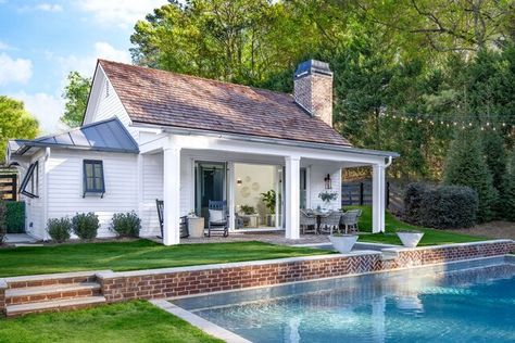 Backyard Retreat Pool House Plan SL-2061 Pool House With Living Quarters, Pool House Plans Guest Suite, Guest Cottage Plans, Tiny Pool House, Farmhouse Pool House, Pool House Floor Plans, Lowcountry Cottage, Small Pool House, Backyard Pool House