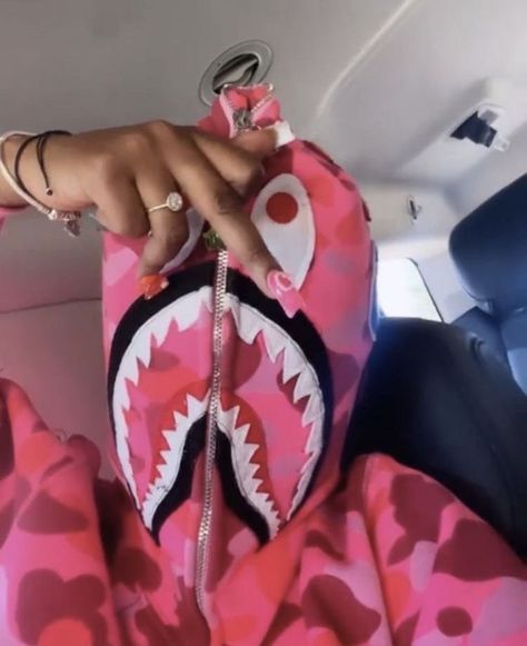 Hoodie Poses, Bape Zip Up Hoodie, Pink Bape Hoodie, Blurry Boy Pics, Pink Shoes Outfit, Bape Jacket, Bape Shark, Hood Girls, Bape Hoodie