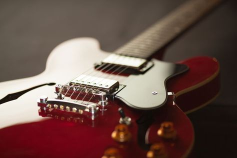 Rhythm Rules: 8 Ways to Navigate a 12-Bar Blues | Premier Guitar Electric Guitar, Guitar, Red