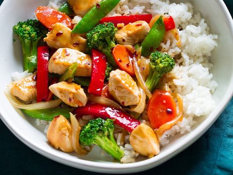 7 Healthy Dinner Recipes to Boost Immunity | Clean Plates Recipe With Rice, Healthy Stir Fry, Plats Healthy, Stir Fry Recipes Chicken, Pasti Sani, Stir Fry Recipe, Idee Pasto, Makanan Diet, Cooking Classy