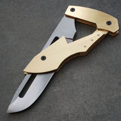 Handmade weird folding knife from W1-7 high carbon steel and brass handle. Push Dagger, Mechanical Engineering Design, Knife Patterns, Butterfly Knife, Fillet Knife, Cute Coffee Mugs, Brass Handle, Santoku Knife, Knife Design