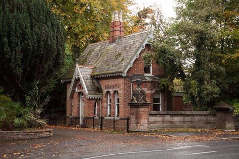 English Country Cottage Exterior, Living Minimally, Gate Lodge, Converted Church, Gothic Revival House, Enchanted Woodland, Lodge House, Woodland Cottage, Fairytale House