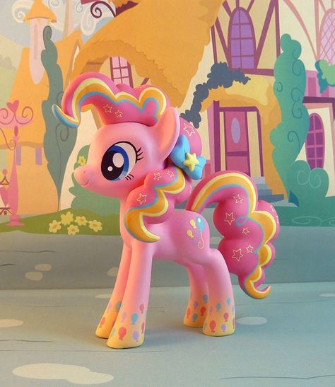 Custom Mlp Figures, Mlp Figures, My Little Pony Toys, My Little Pony Figures, Little Pony Birthday Party, Rainbow Colour, Pony Birthday, My Lil Pony, My Little Pony Drawing