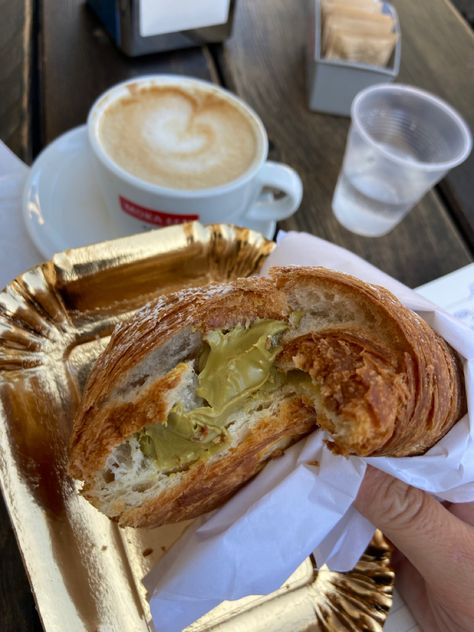 Italian breakfast #cornetti #italy #love Mediterranean Mermaid, Pistachio Aesthetic, Italy Breakfast, Breakfast In Italy, Italian Cookbook, Manifest Board, Cozy Lifestyle, Italy Love, Italian Breakfast