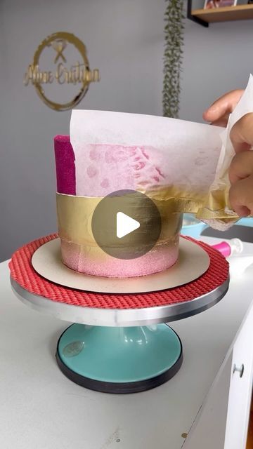 Bolo Rosa Pink Com Glitter, Cake Decorating Tutorials, Cake Decorating, Design Ideas, Glitter, Cake, Pink, On Instagram