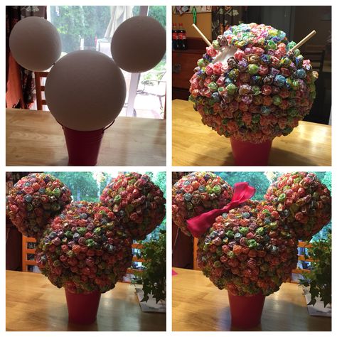 Minnie Mouse Dum Dum Centerpiece, Mickey Mouse Clubhouse Centerpieces Diy, Dum Dum Centerpiece, 21st Birthday Diy, Minnie Mouse Clubhouse, Mickey Mouse Centerpiece, First Bday, Candy Birthday, Candy Bouquets