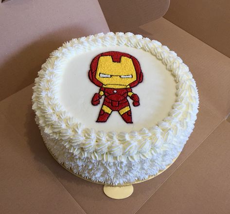 Ironman Cake Design, Iron Man Theme Cake, Marvel Theme Cake, Iron Man Cake Ideas, Iron Man Cake Design, Man Cake Ideas, Cute Iron Man, Spiderman Decor, Birthday Marvel