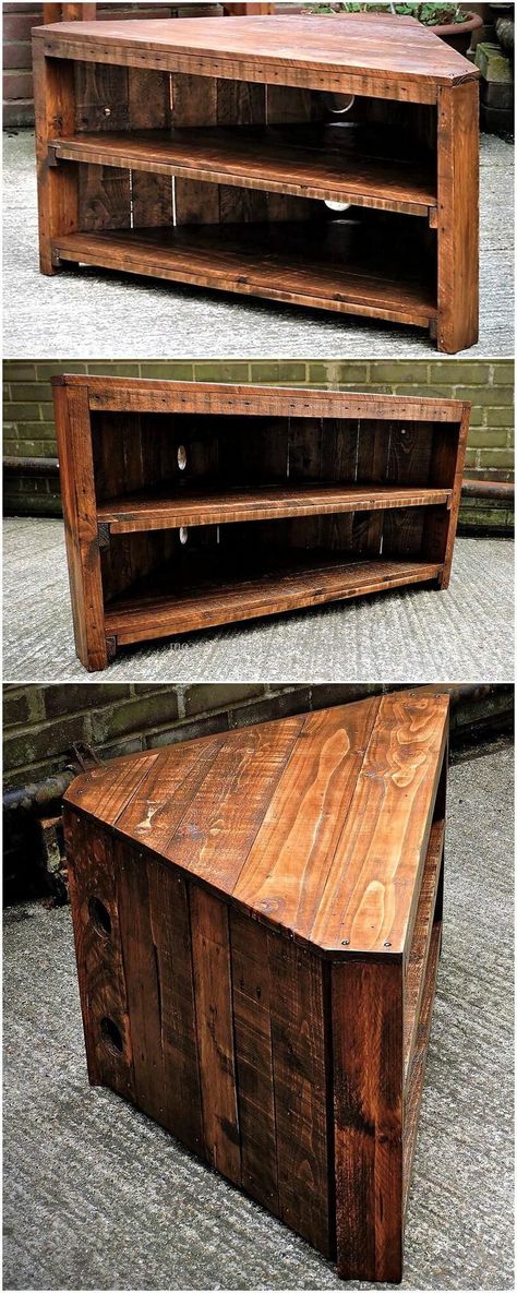 Upcycled Pallets, Wood Corner Tv Stand, Tv Stand Plans, Corner Tv Cabinets, Pallet Tv, Pallet Tv Stand, Tv Lounge, Sound Equipment, Diy Tv Stand