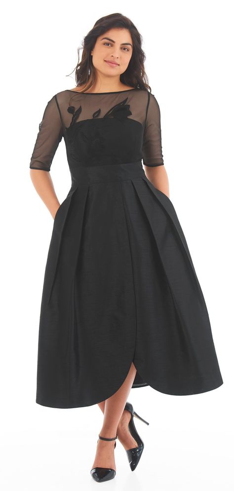 39 Plus Size Party Dresses {with Sleeves} - Alexa Webb Elegantes Party Outfit, Cocktail Attire For Women, Plus Size Cocktail, Party Dresses With Sleeves, Cocktail Dresses With Sleeves, Plus Size Party, Big Size Dress, Plus Size Cocktail Dresses, Long Sleeve Cocktail Dress