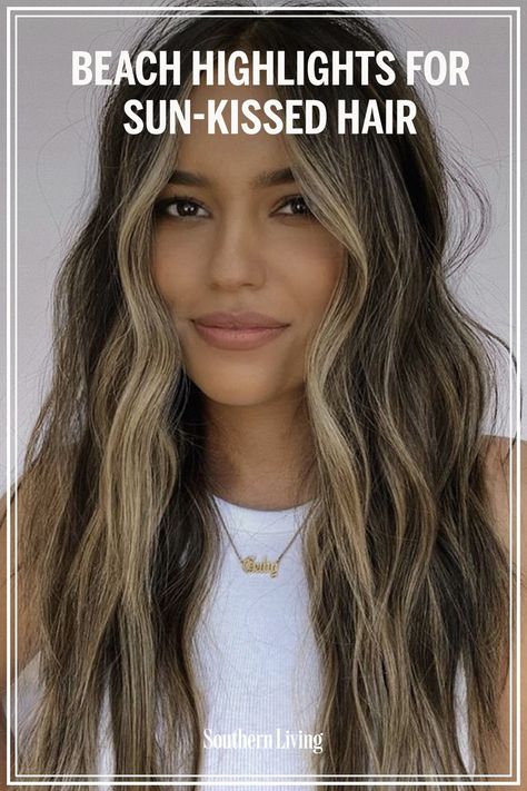 Beach Hair Color Brunette Sun Kissed, Beach Highlights Brunette, Beachy Hair Color, Bleaching Dark Hair, Beach Hair Color, Sun In Hair, Beach Blonde Highlights, Beach Highlights, Sun Kissed Highlights