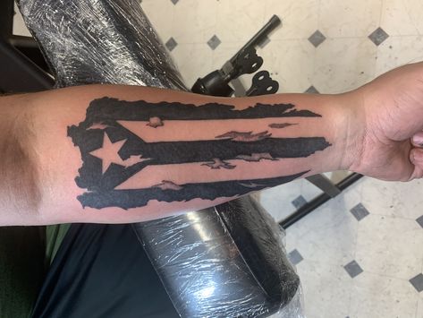 Boricua Tatoo , Flag & Map Puerto Rico Flag Tattoo, Puerto Rican Flag Tattoo, Boricua Tattoos, Puerto Rico Tattoo, Taino Tattoos, Puerto Rico Island, Puerto Rican Flag, Flag Tattoo, Puerto Rico Flag