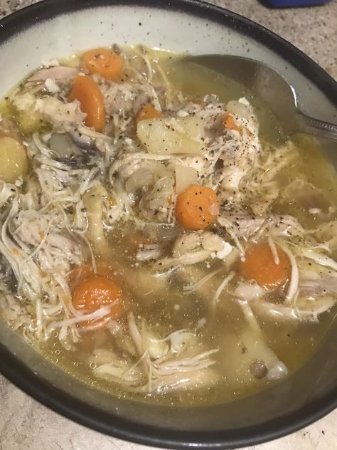 Delish Homemade Chicken Soup - Easy DIY Recipes Chicken Gizzard Soup, Reames Noodles, Red Curry Shrimp, Soup Store, Soup Lovers, Chicken Gizzards, Homemade Chicken Soup, Potatoes And Carrots, Roasted Chicken Thighs